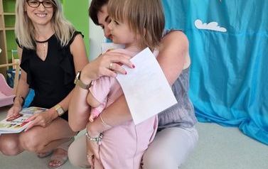Uroczyste zakończenie w grupie Bystrzaki 14