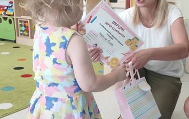 Uroczyste zakończenie w grupie Bystrzaki 26
