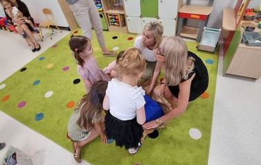 Uroczyste zakończenie w grupie Bystrzaki 36