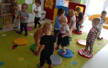 Międzynarodowy Dzień Kropki 11